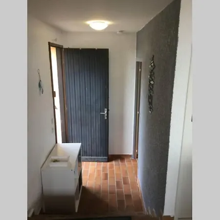 Le Mi-hauteur Apartment